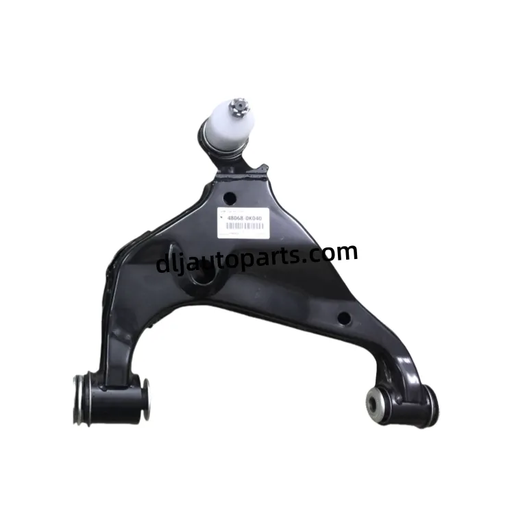 Autós vezérlőkarok 48068-0K040 TOYOTA FORTUNER és TOYOTA HILUX gömbcsuklókhoz és vezérlőkarokhoz